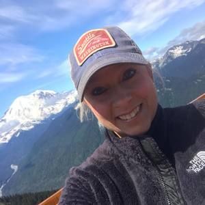 Meet your Posher, Meredith